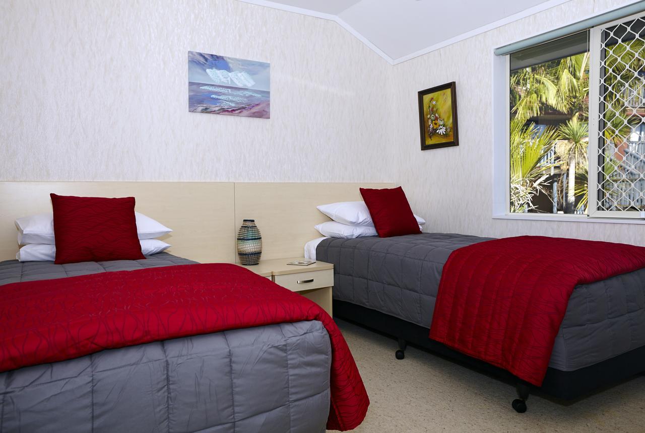 Paihia Apartments *